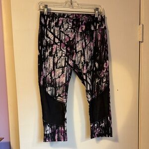 Balance Collection Black and Purple Patterned Crop Leggings